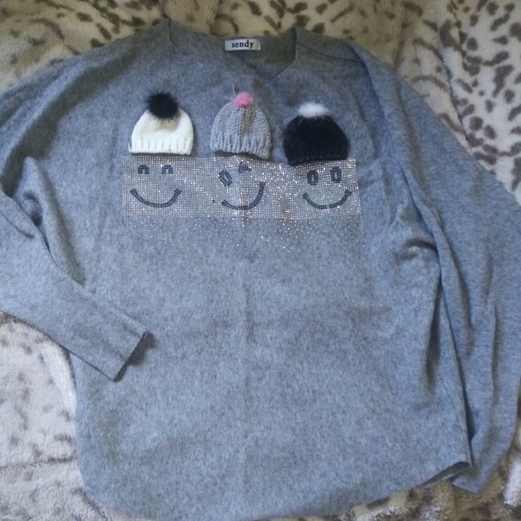 Sweater's - Picture 2 of 3